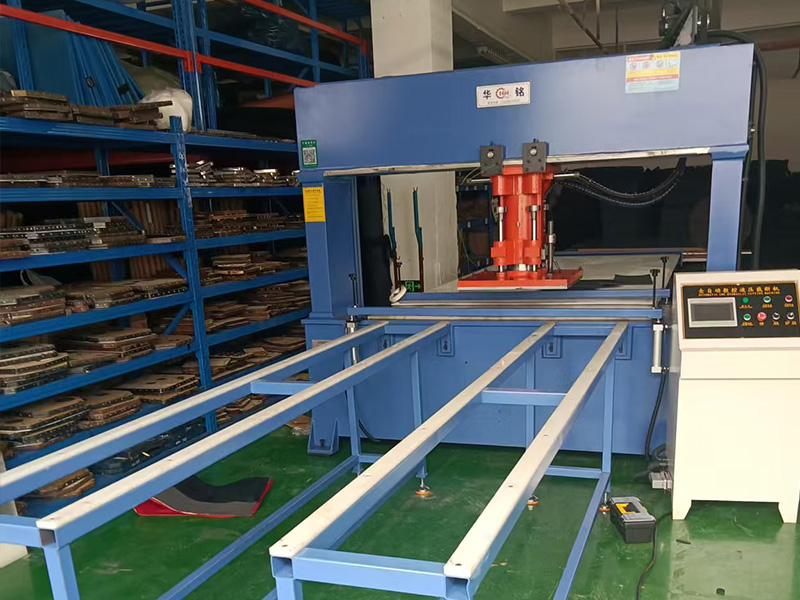 全自動龍門整板送料裁斷機